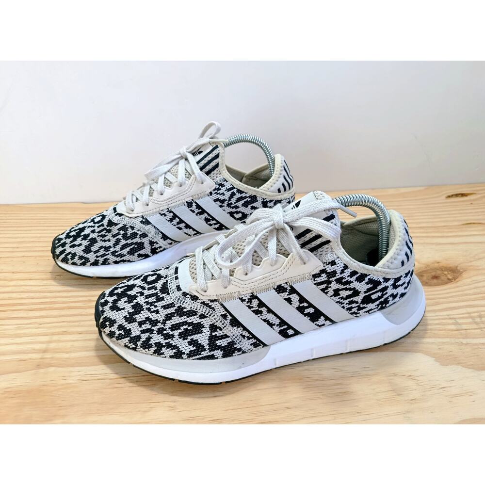 Adidas Swift Run X FY2998 Leopard Print Women's Size 9 - Picture 2 of 9